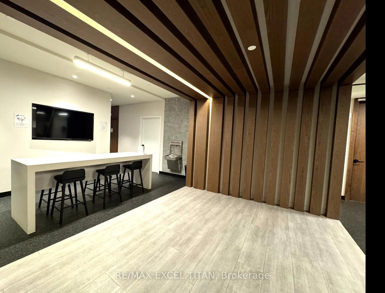 Photo 31 of Unit 1612, 5 Defries Street, Toronto, Regent Park — HOMEH