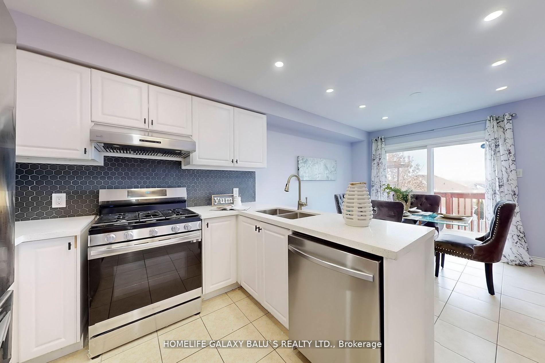 Photo 8 of 34 Nobbs Drive, Ajax, Northwest Ajax — HOMEH