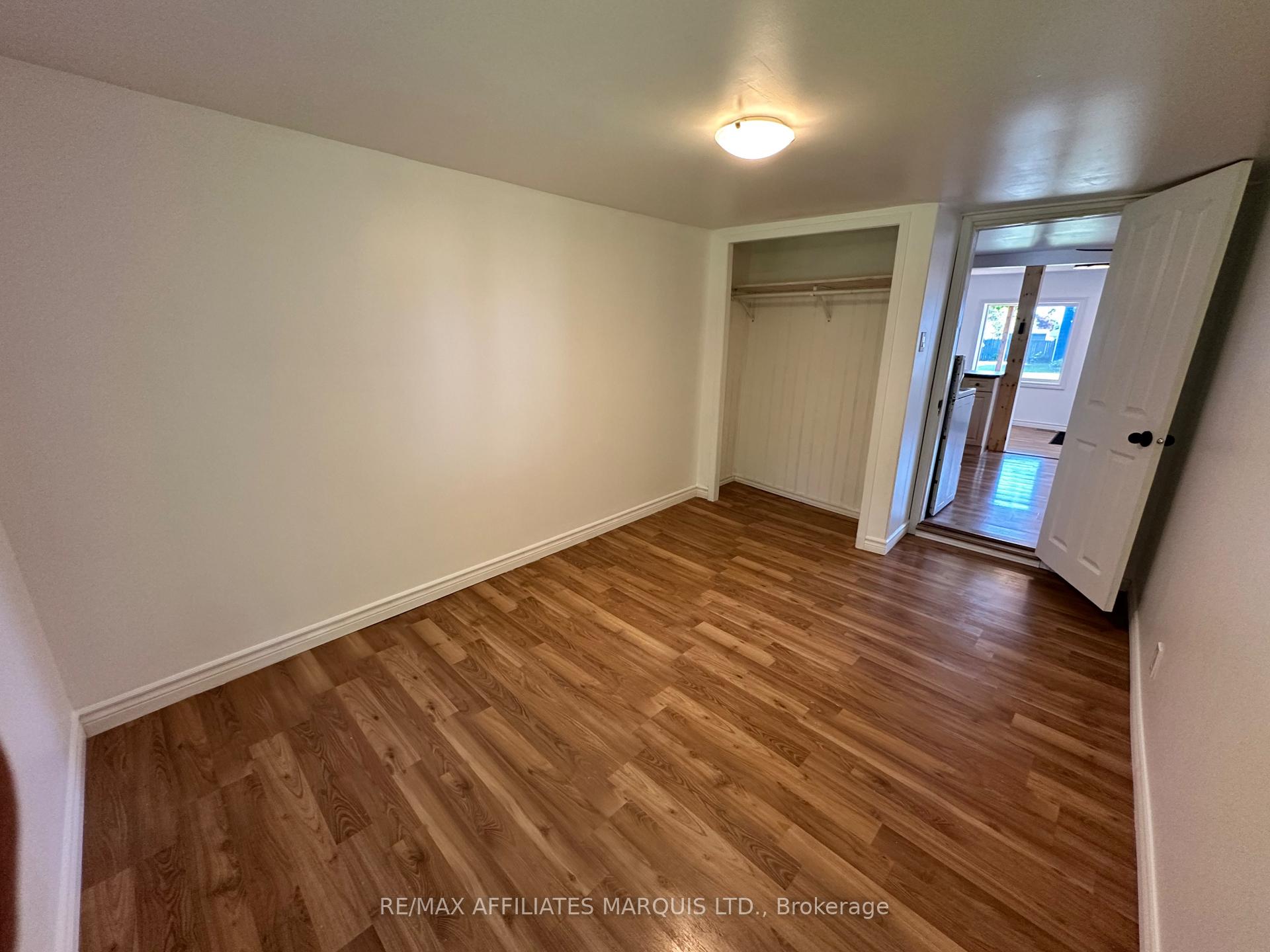 Photo 10 of 1128 Ontario Street, Cornwall — HOMEH