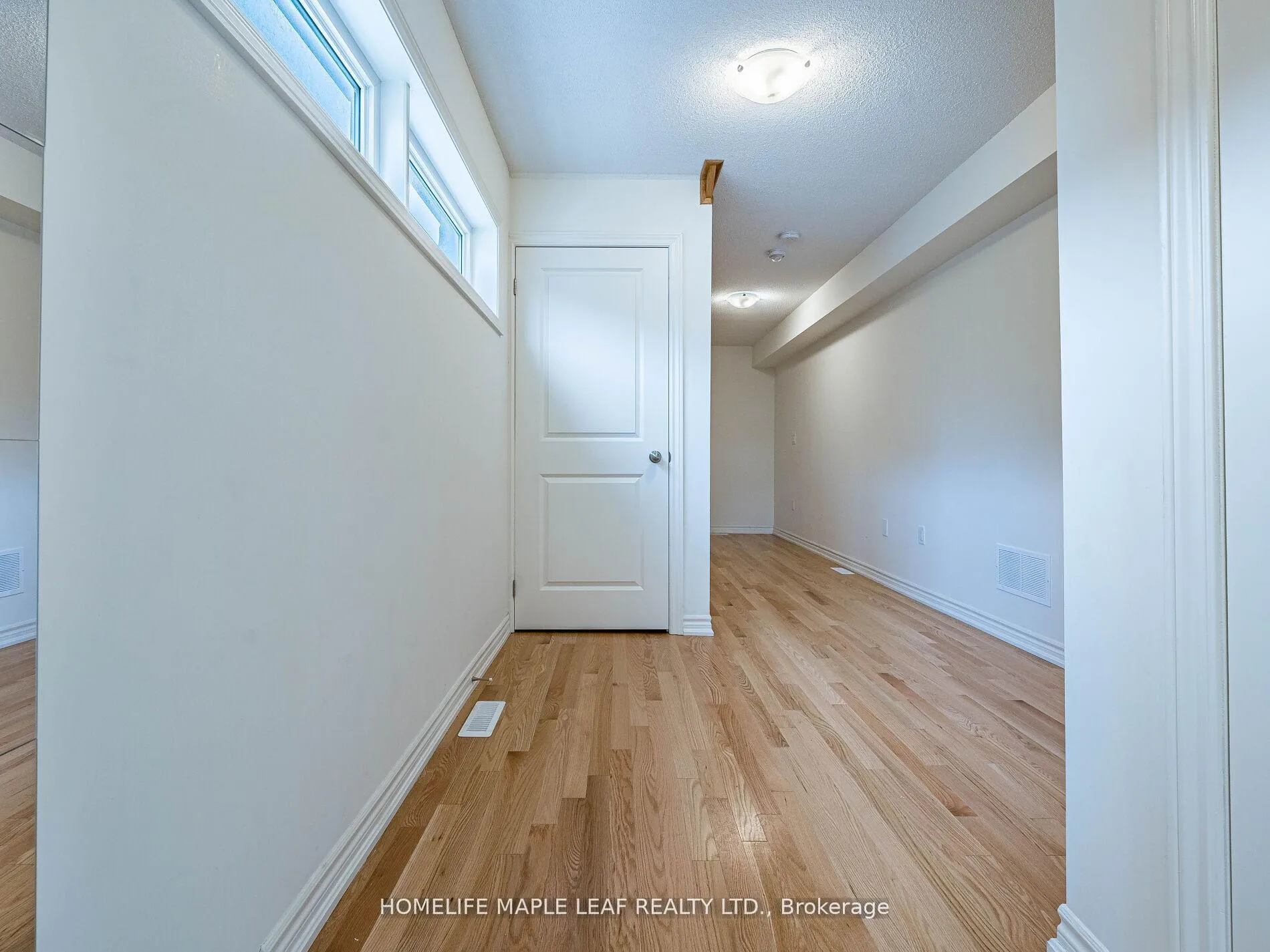 Photo 38 of 11 Dallotto Lane, Ajax, South East — HOMEH