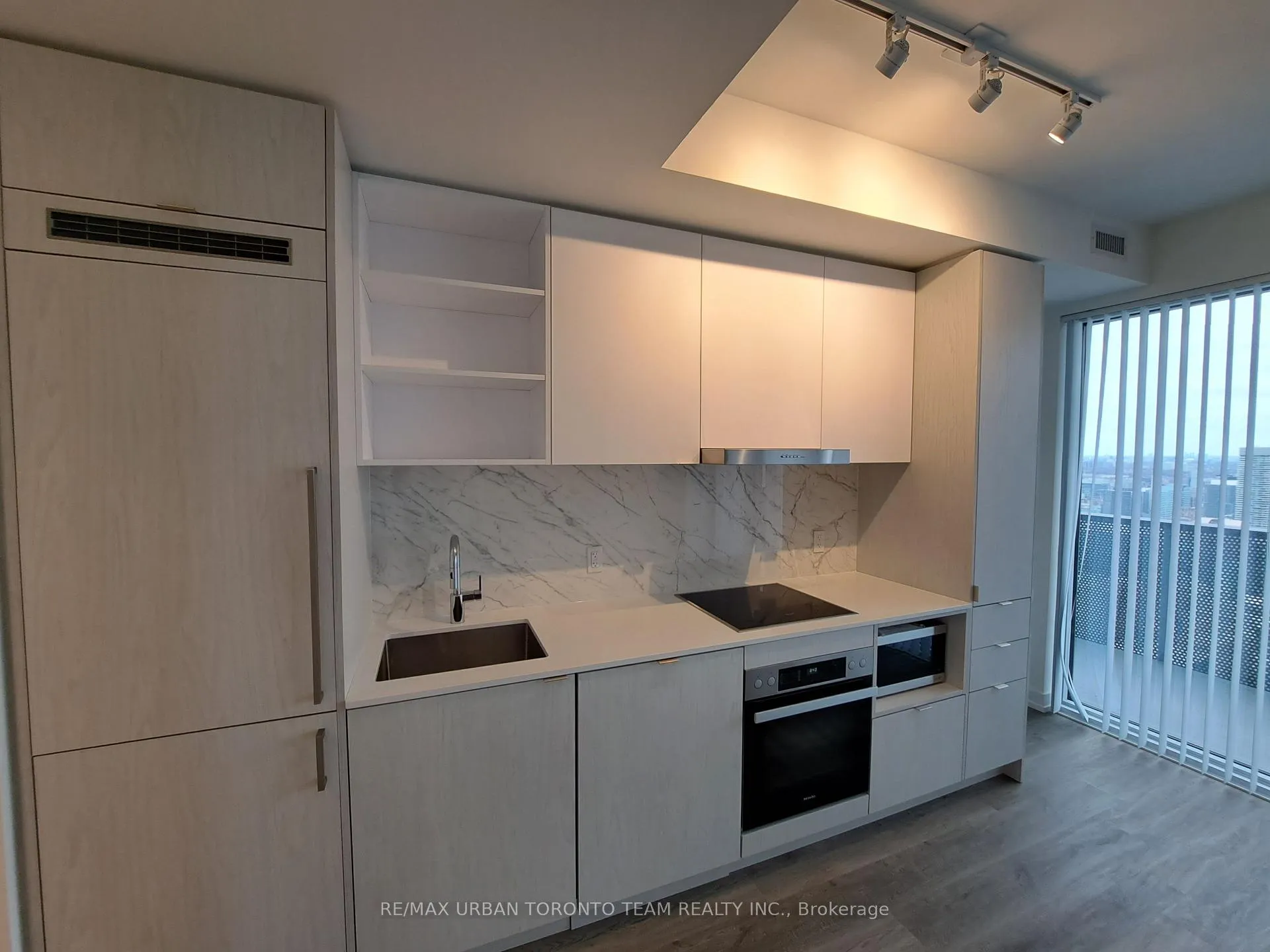Photo 4 of Unit 7605, 55 Cooper Street, Toronto, Waterfront Communities — HOMEH