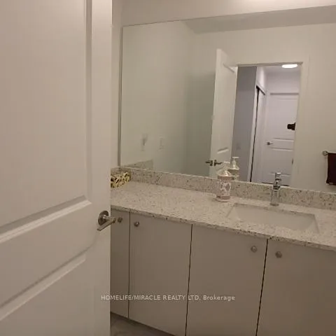 Photo 5 of Unit 318, 385 Arctic Red Drive, Oshawa, Windfields — HOMEH