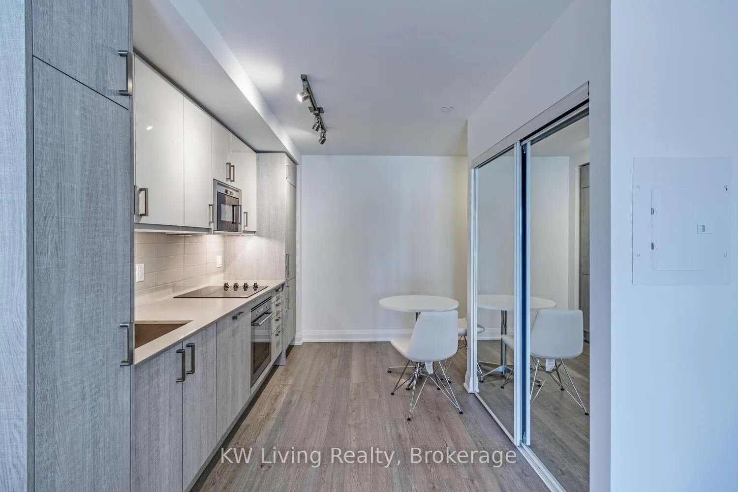 Photo 15 of Unit 322, 77 Mutual Street W, Toronto, Church-Yonge Corridor — HOMEH