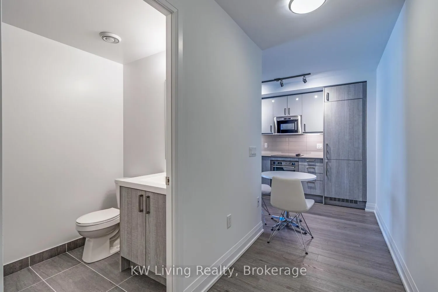 Photo 16 of Unit 322, 77 Mutual Street W, Toronto, Church-Yonge Corridor — HOMEH