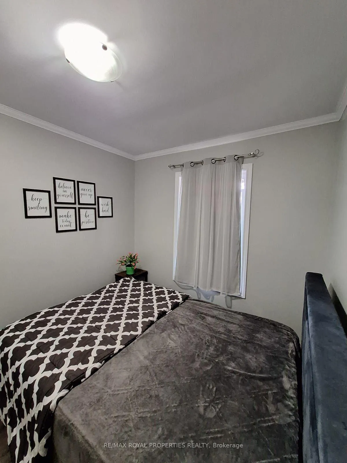 Photo 5 of Unit Main, 19 Beech Street, Ajax, Central — HOMEH