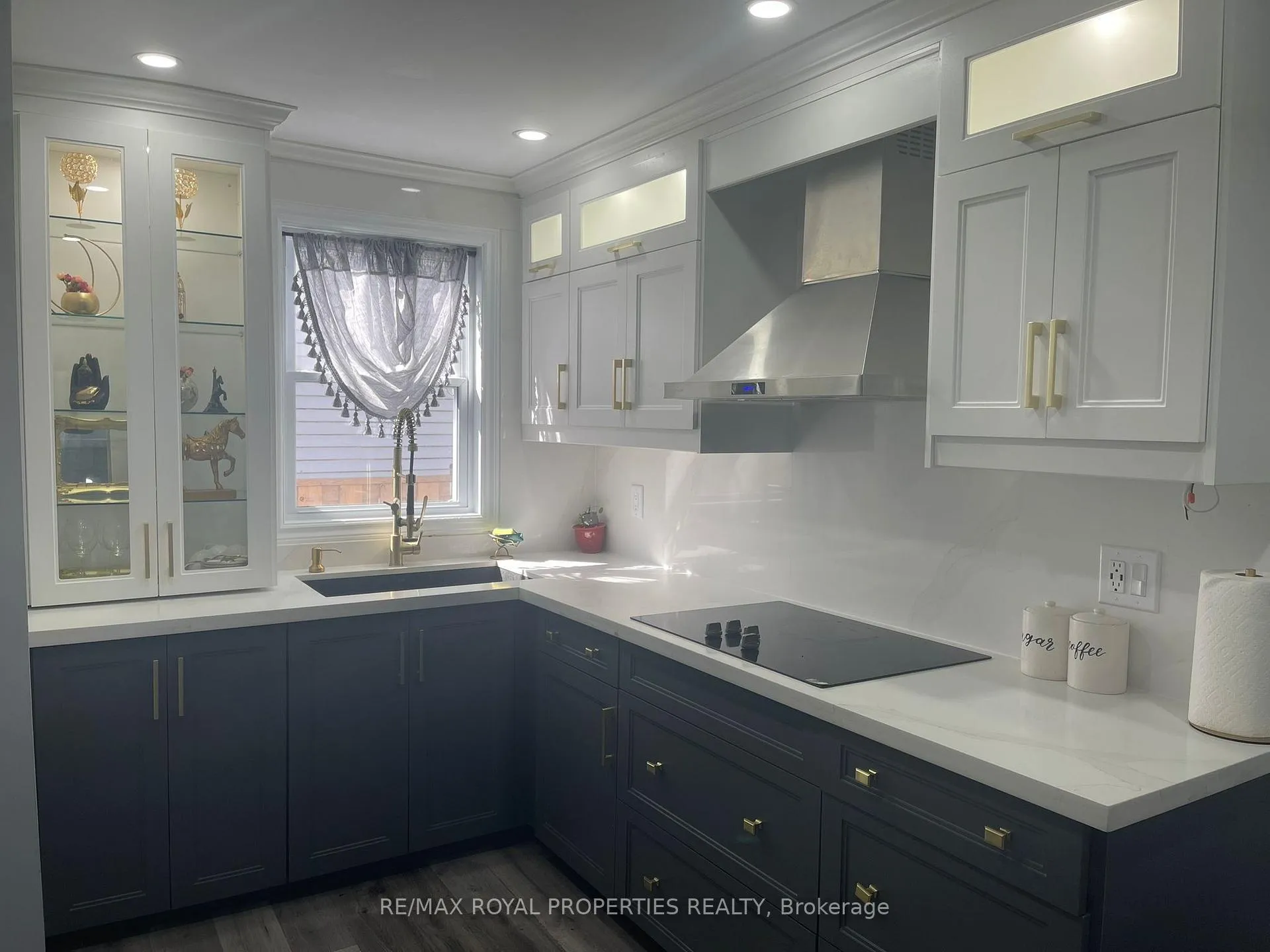 Photo 15 of Unit Main, 19 Beech Street, Ajax, Central — HOMEH