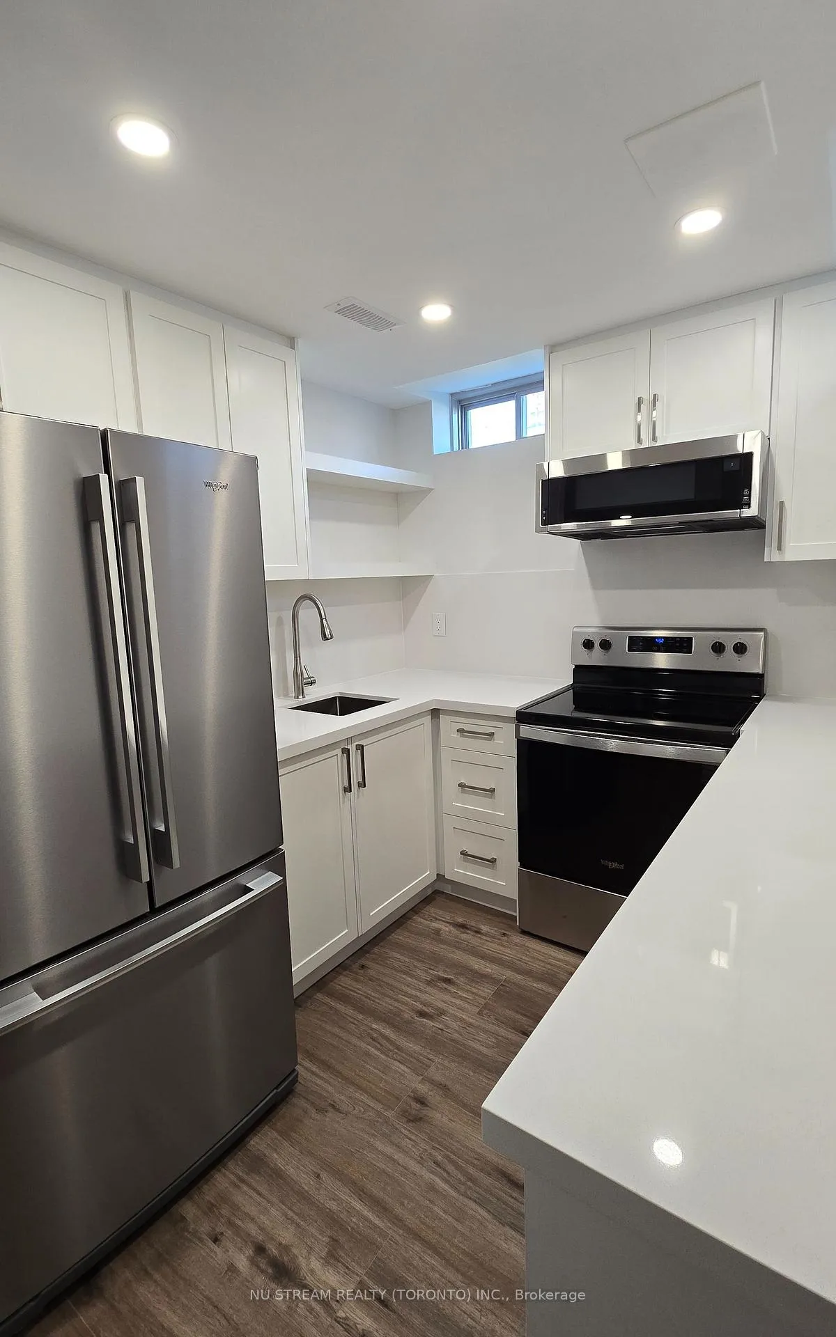 Photo 4 of 1260 Klondike Drive, Oshawa, Kedron — HOMEH