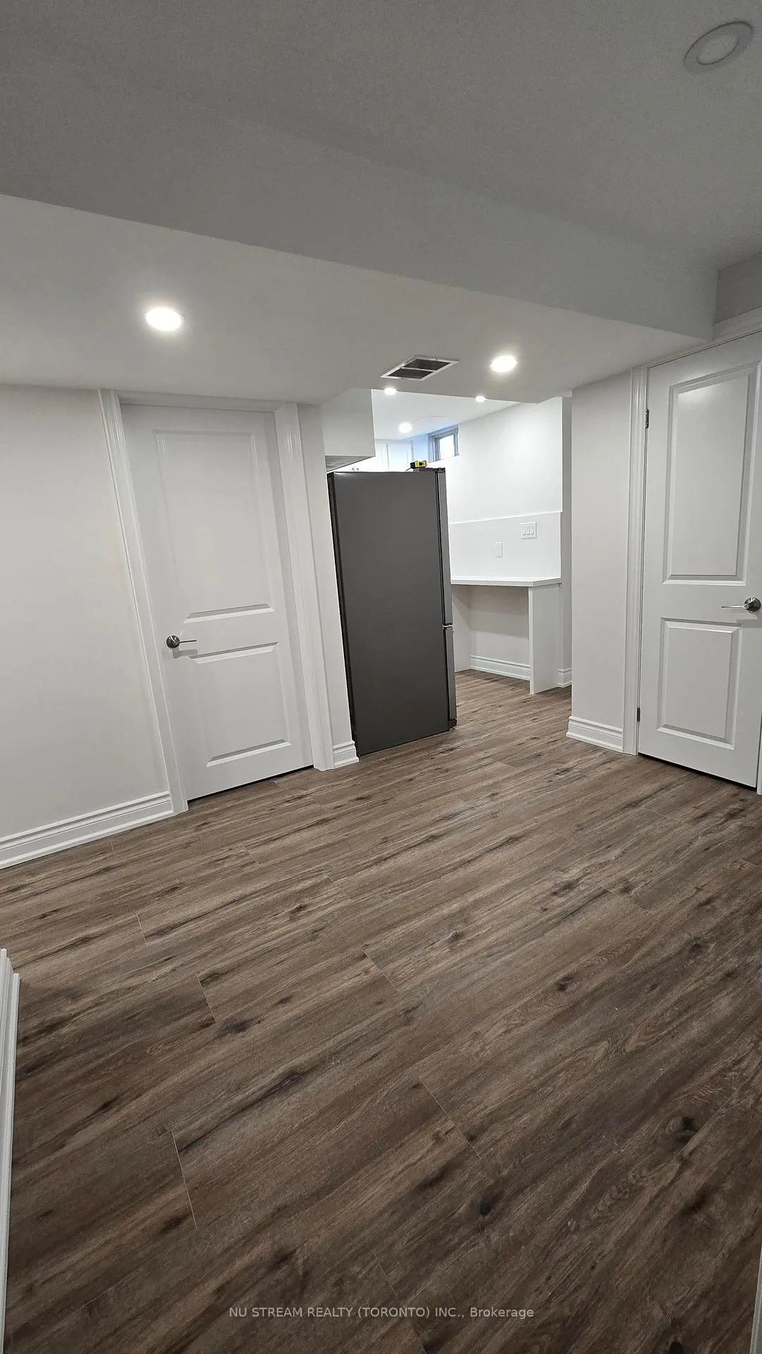 Photo 5 of 1260 Klondike Drive, Oshawa, Kedron — HOMEH
