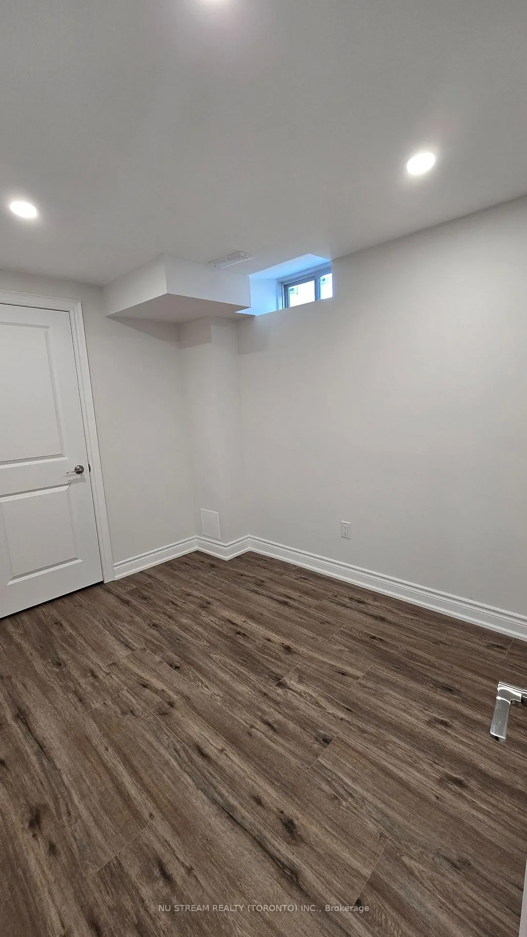 Photo 7 of 1260 Klondike Drive, Oshawa, Kedron — HOMEH