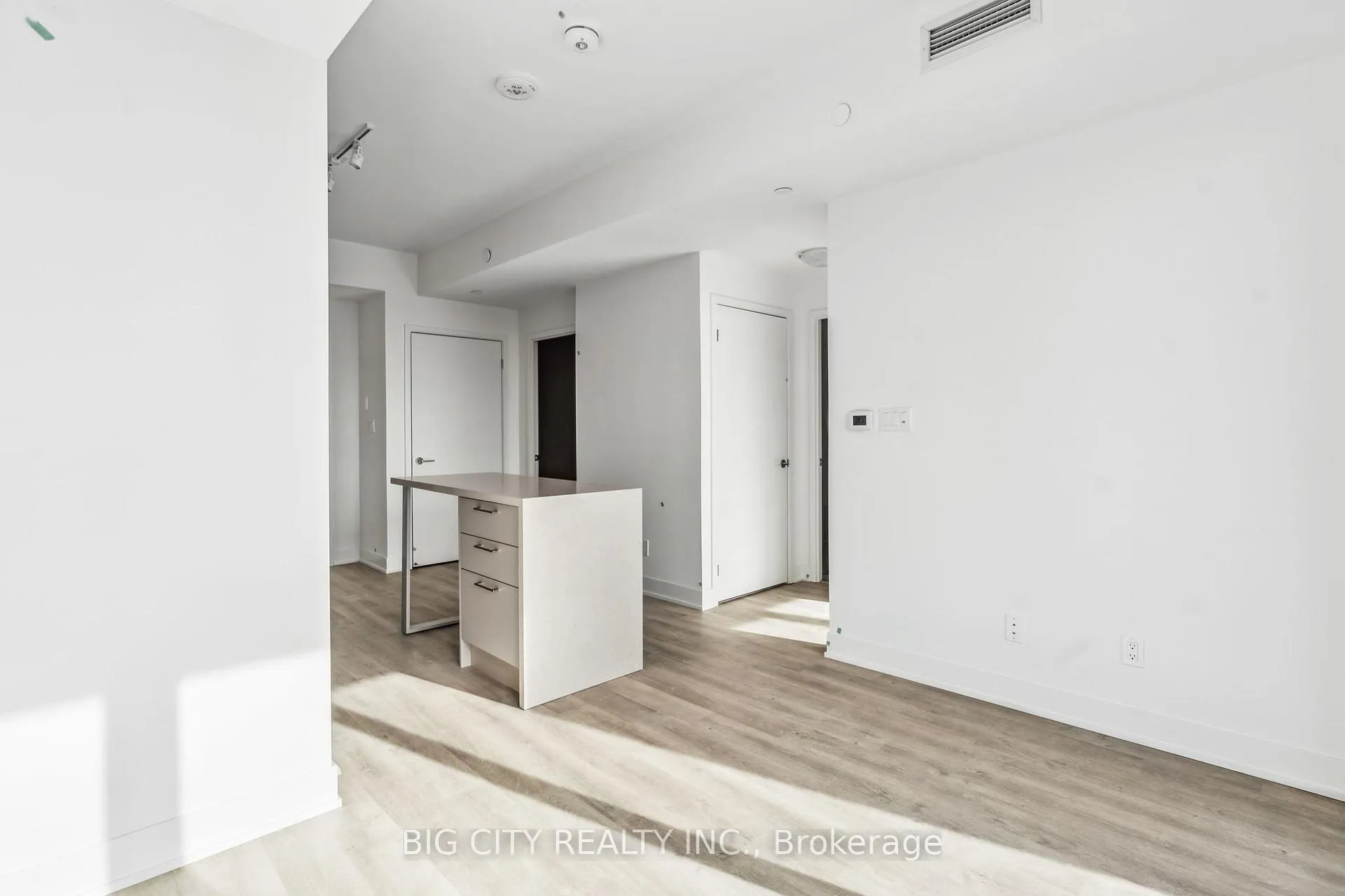 Photo 10 of Unit 2301, 38 Andre De Grasse Street, Markham, Unionville — HOMEH