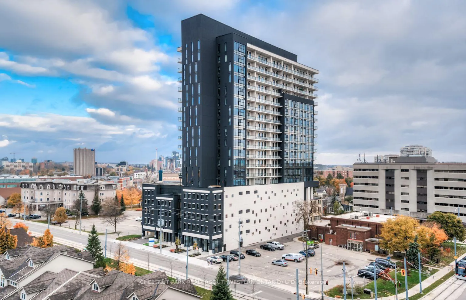 Front of Unit 1811, 181 King Street S