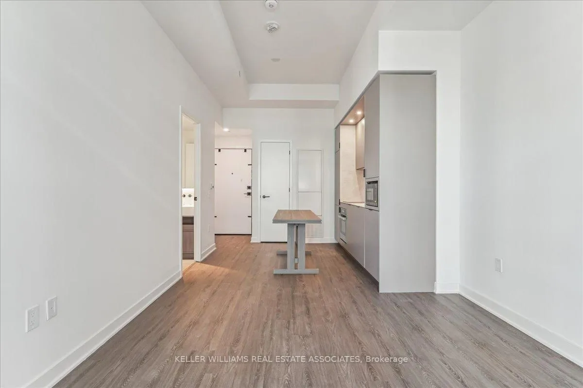 Photo 13 of Unit 3909, 55 Charles Street E, Toronto, Church-Yonge Corridor — HOMEH