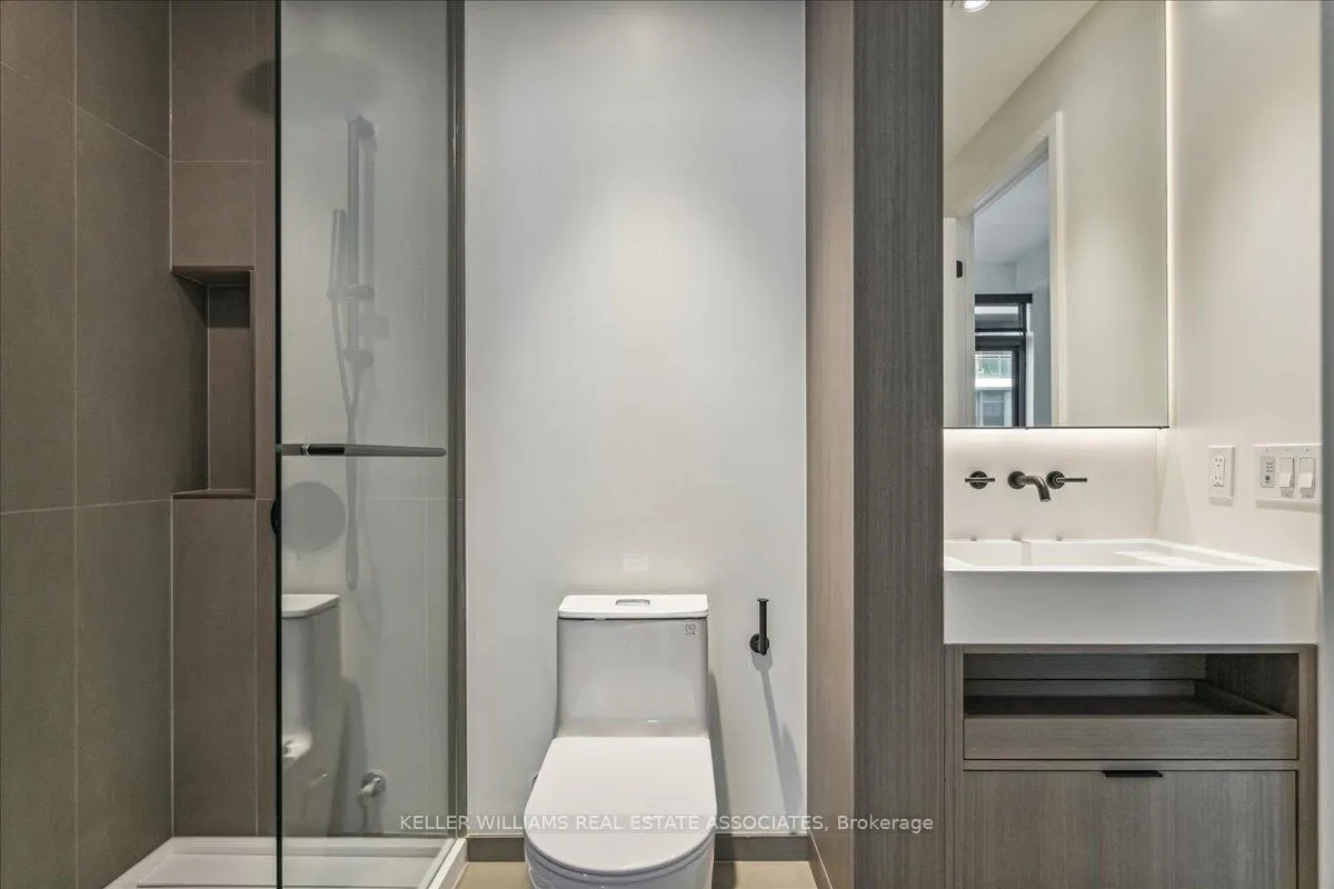 Photo 16 of Unit 3909, 55 Charles Street E, Toronto, Church-Yonge Corridor — HOMEH