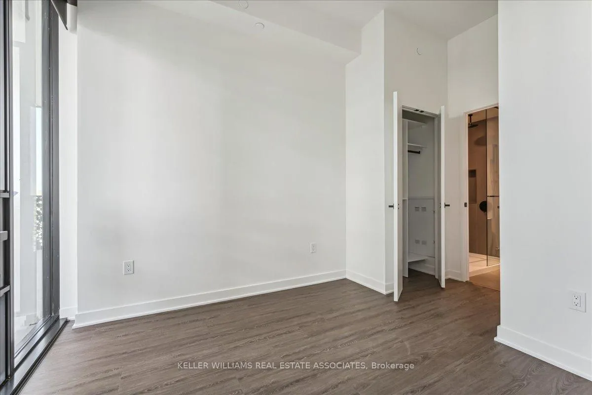 Photo 21 of Unit 3909, 55 Charles Street E, Toronto, Church-Yonge Corridor — HOMEH