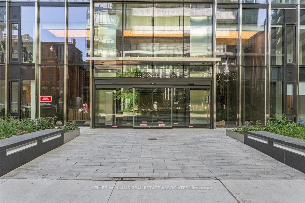 Photo 27 of Unit 3909, 55 Charles Street E, Toronto, Church-Yonge Corridor — HOMEH