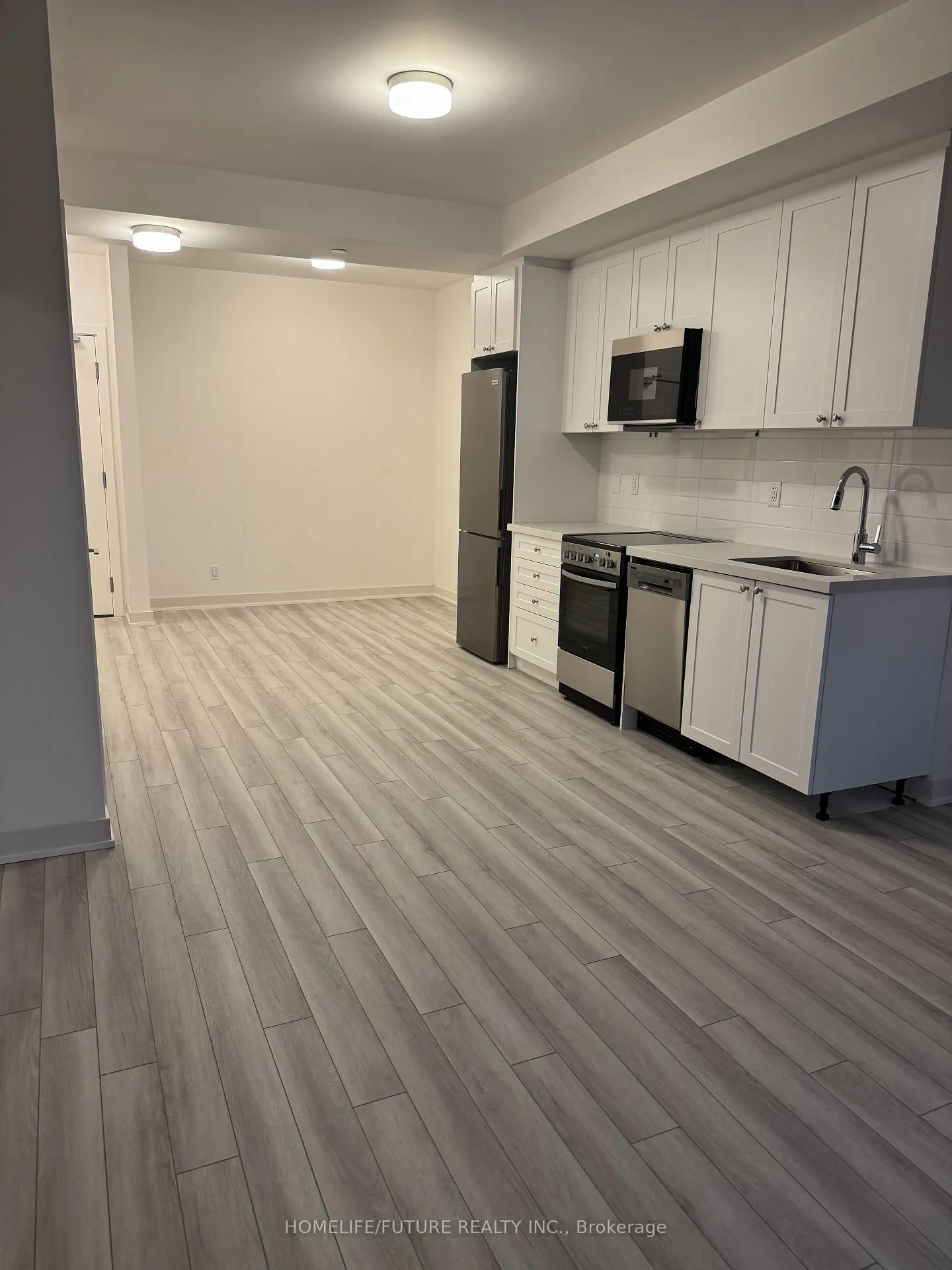 Photo 5 of Unit 1112, 55 Clarington Boulevard, Clarington, Bowmanville — HOMEH