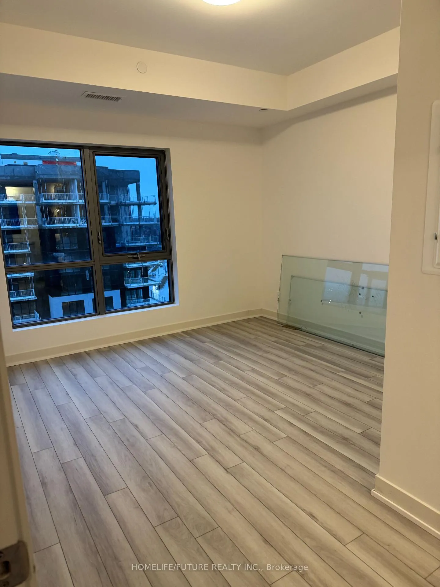 Photo 8 of Unit 1112, 55 Clarington Boulevard, Clarington, Bowmanville — HOMEH