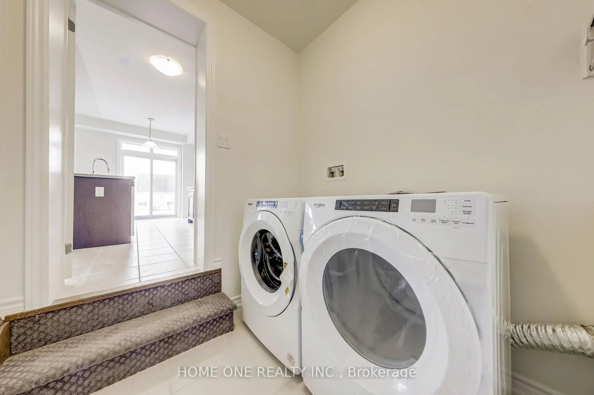 Photo 20 of 1127 Thompson Drive, Oshawa, Kedron — HOMEH
