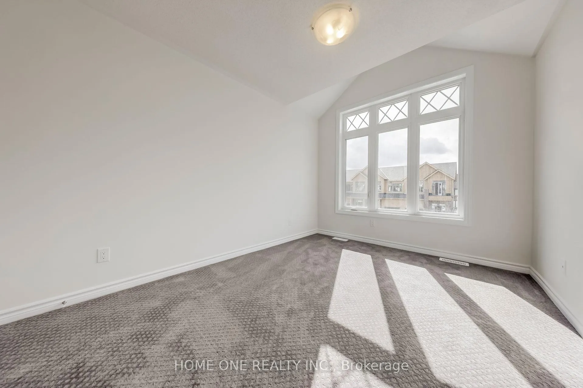Photo 22 of 1127 Thompson Drive, Oshawa, Kedron — HOMEH