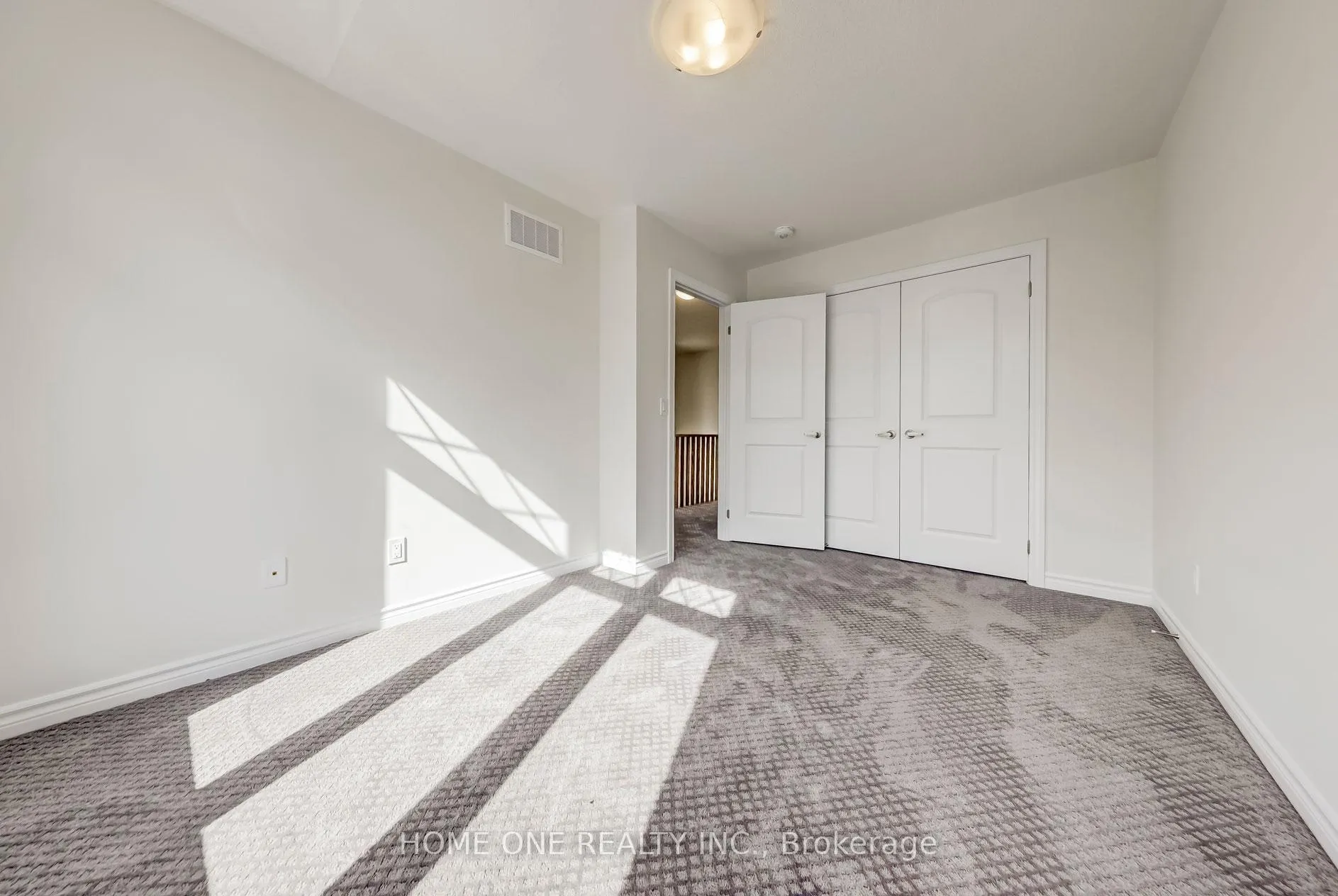 Photo 23 of 1127 Thompson Drive, Oshawa, Kedron — HOMEH