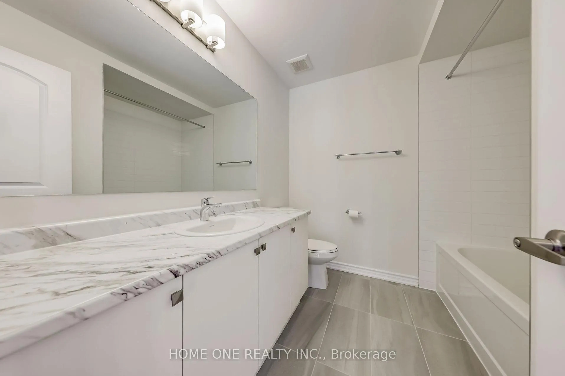 Photo 24 of 1127 Thompson Drive, Oshawa, Kedron — HOMEH