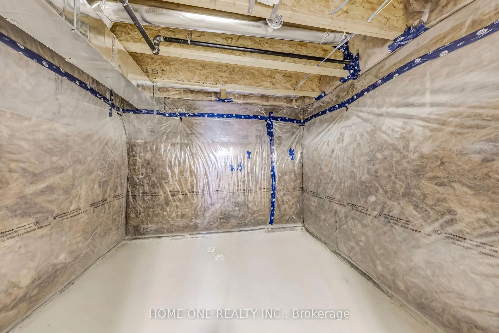Photo 33 of 1127 Thompson Drive, Oshawa, Kedron — HOMEH