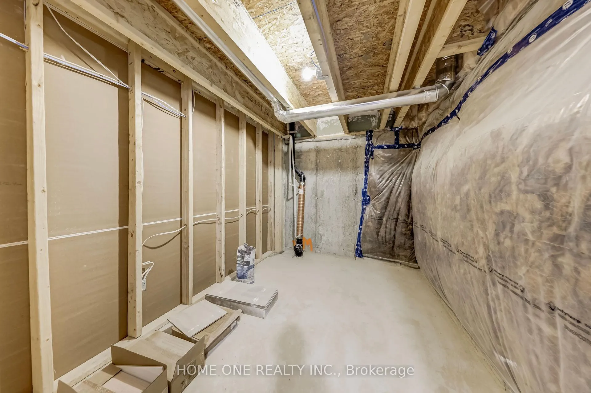 Photo 34 of 1127 Thompson Drive, Oshawa, Kedron — HOMEH