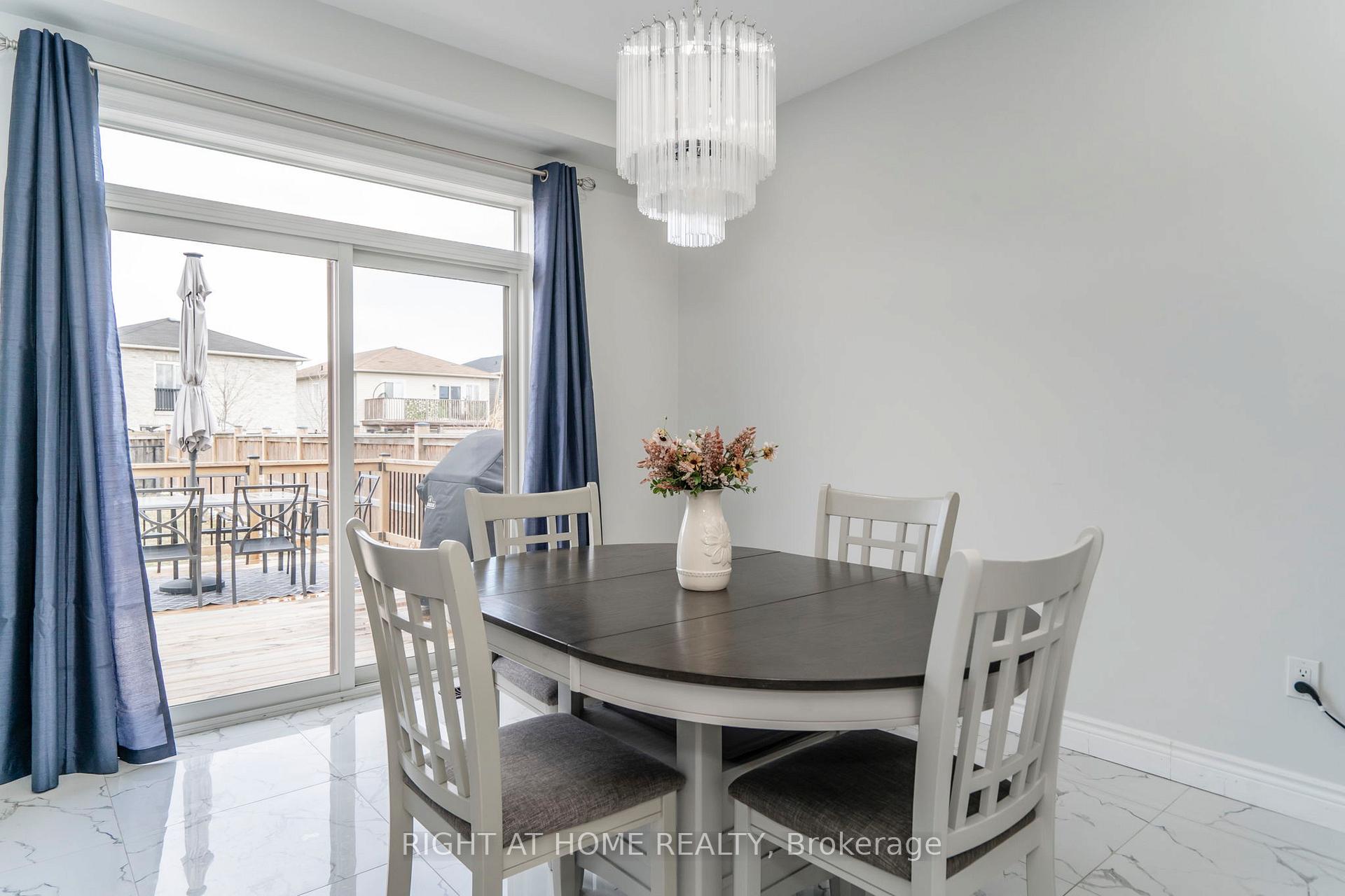 Photo 9 of 22 Sasco Way, Essa, Angus — HOMEH