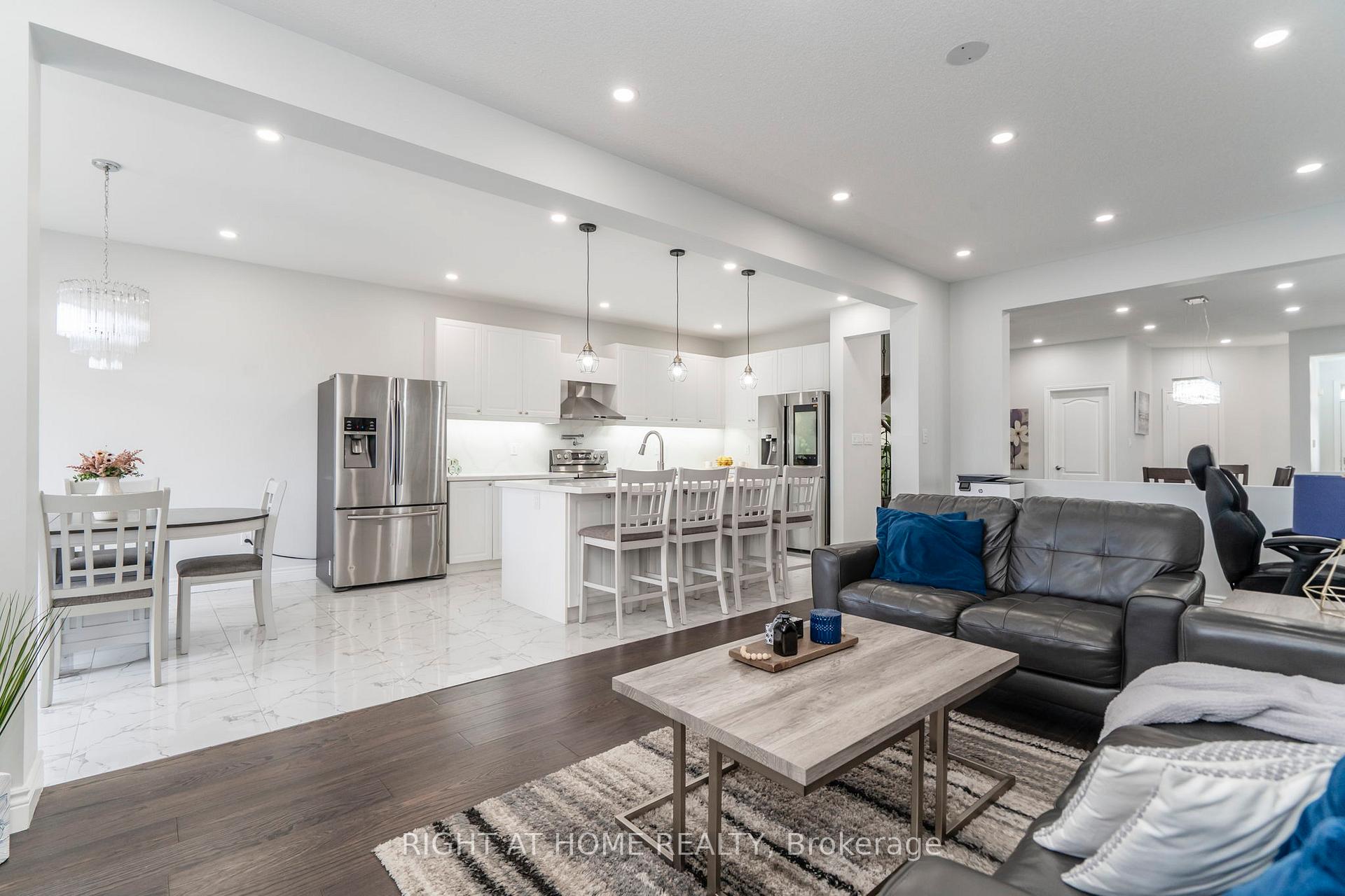 Photo 12 of 22 Sasco Way, Essa, Angus — HOMEH