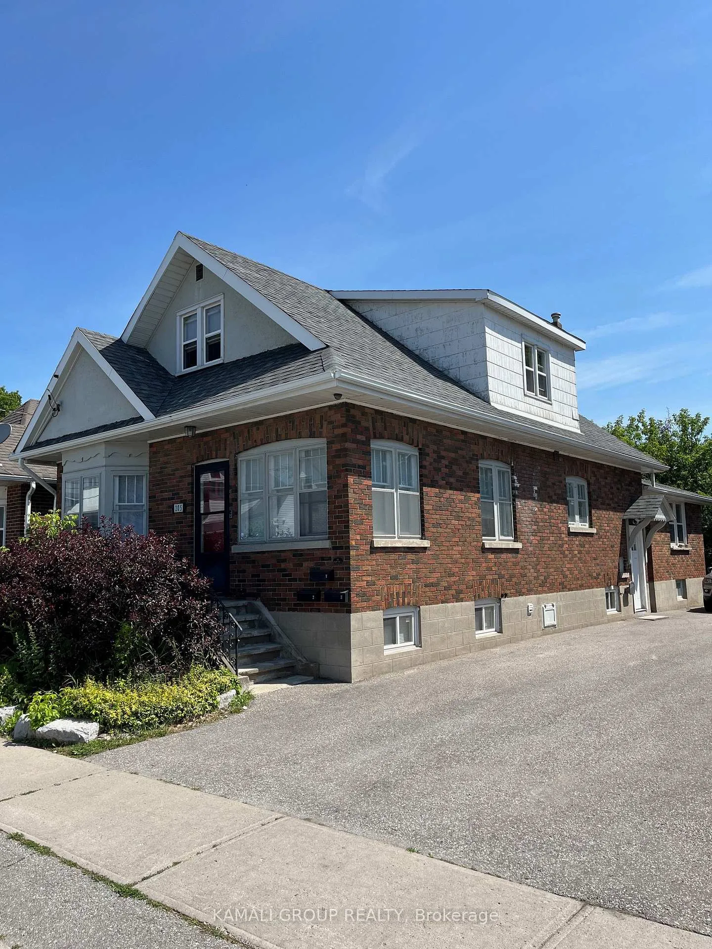 Photo 1 of Unit Unit 3, 205 Celina Street, Oshawa, Central — HOMEH