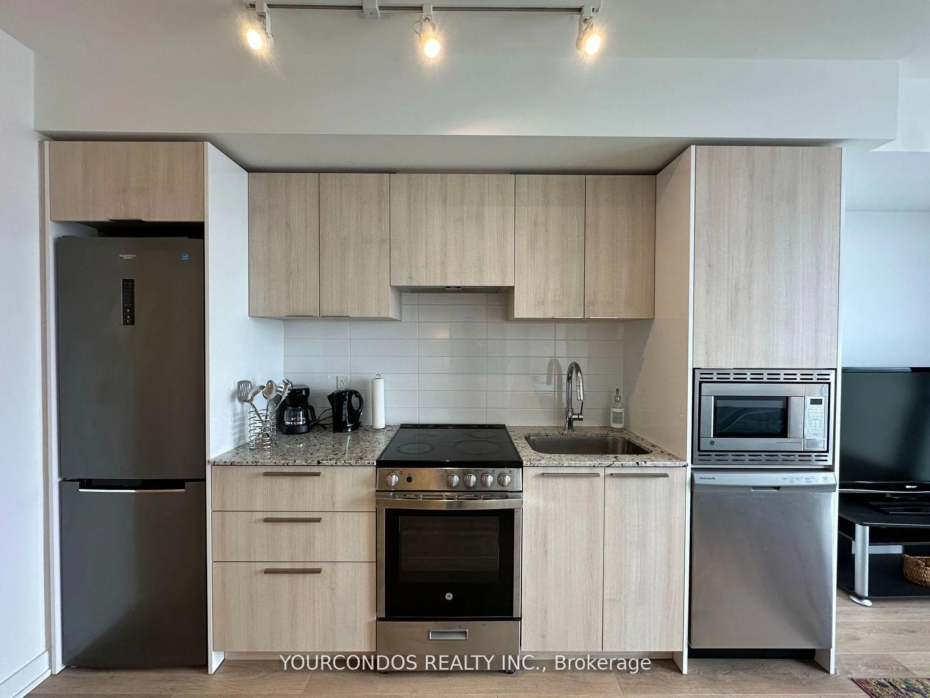 Photo 4 of Unit 4403, 501 Yonge Street, Toronto, Church-Yonge Corridor — HOMEH