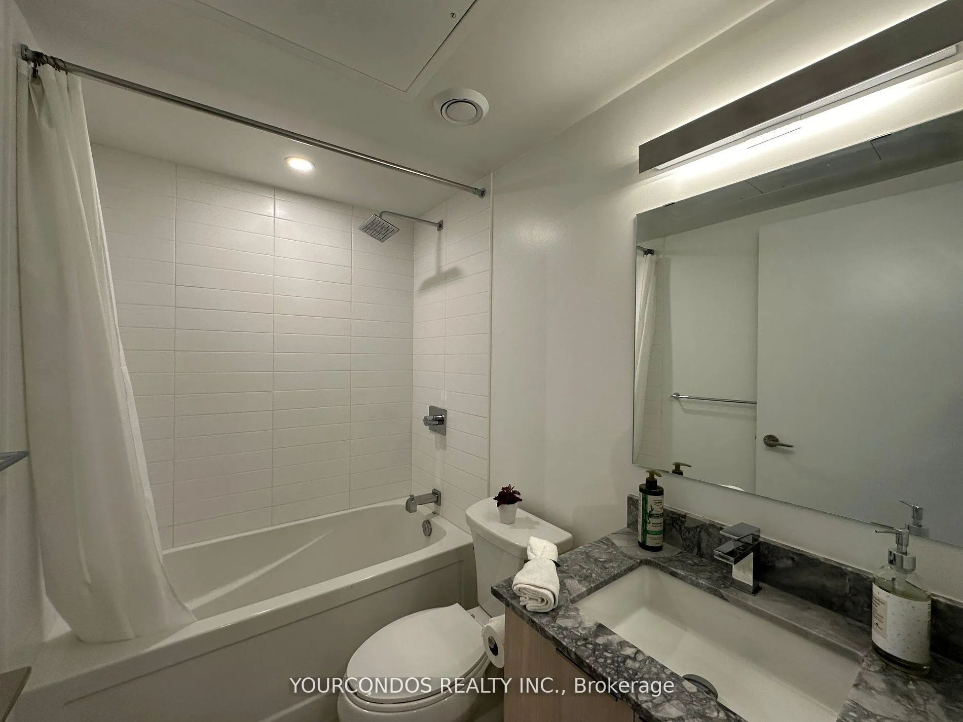 Photo 10 of Unit 4403, 501 Yonge Street, Toronto, Church-Yonge Corridor — HOMEH