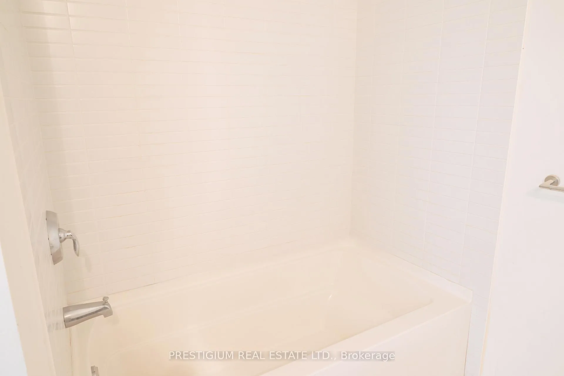 Photo 14 of Unit 322, 35 Hayden Street, Toronto, Church-Yonge Corridor — HOMEH
