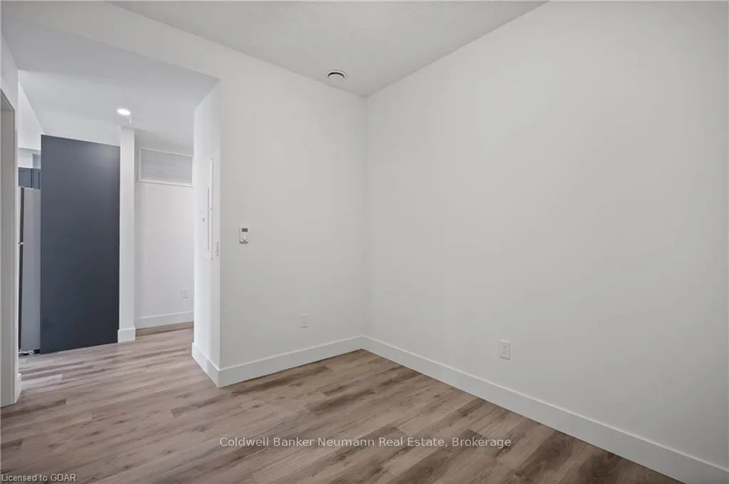 Photo 28 of Unit 413, 1101 Lackner Place, Kitchener — HOMEH
