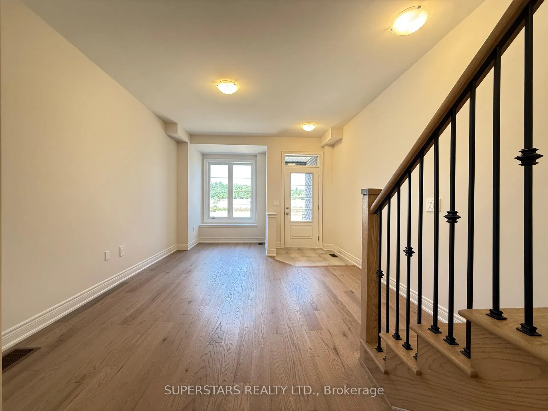 Photo 2 of 2926 Whites Road, Pickering, Rural Pickering — HOMEH