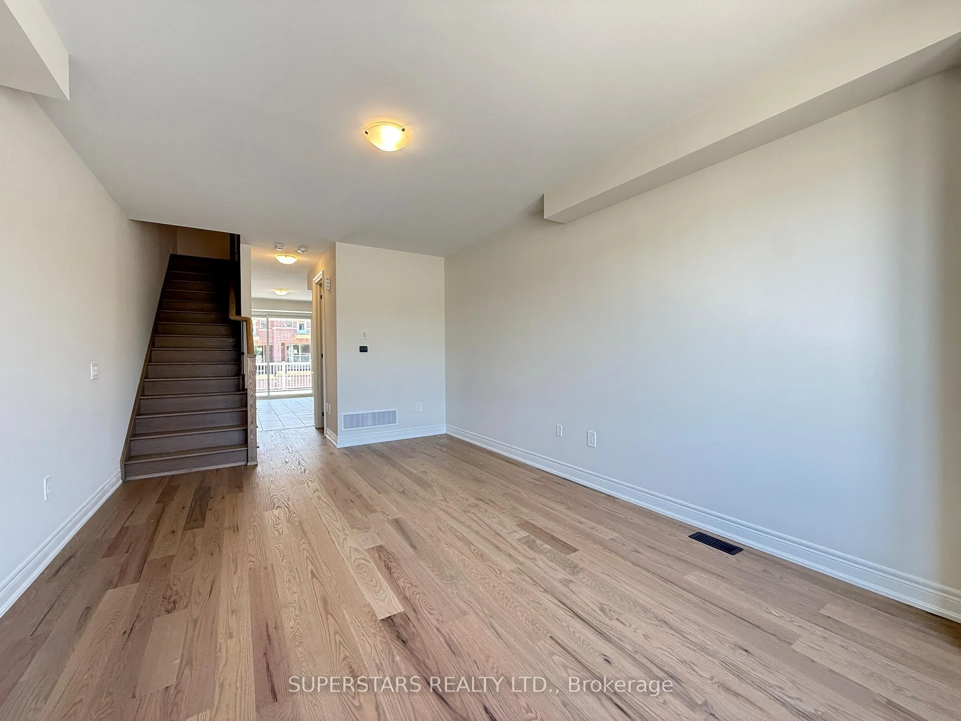 Photo 10 of 2926 Whites Road, Pickering, Rural Pickering — HOMEH