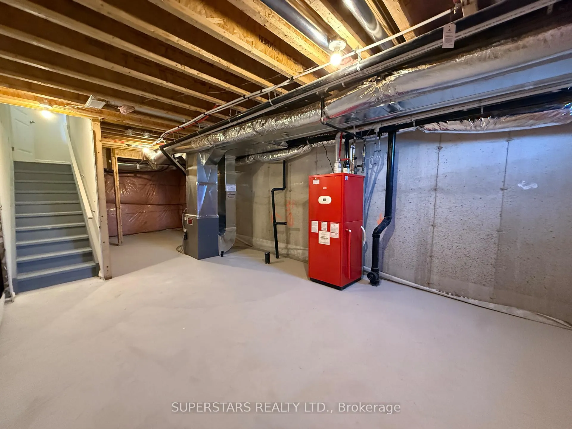 Photo 18 of 2926 Whites Road, Pickering, Rural Pickering — HOMEH