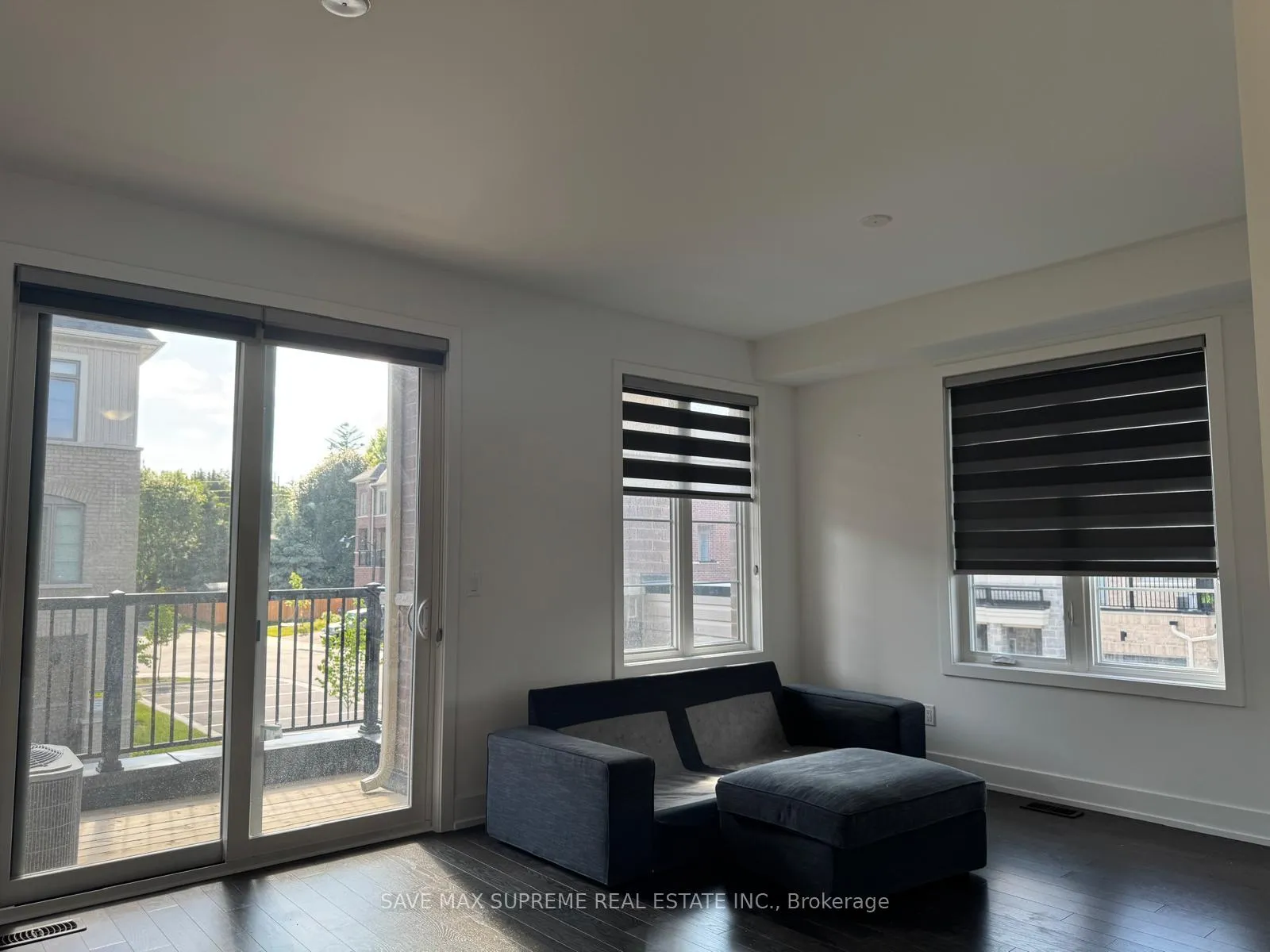 Photo 6 of 56 Waterside Way, Whitby, Port Whitby — HOMEH
