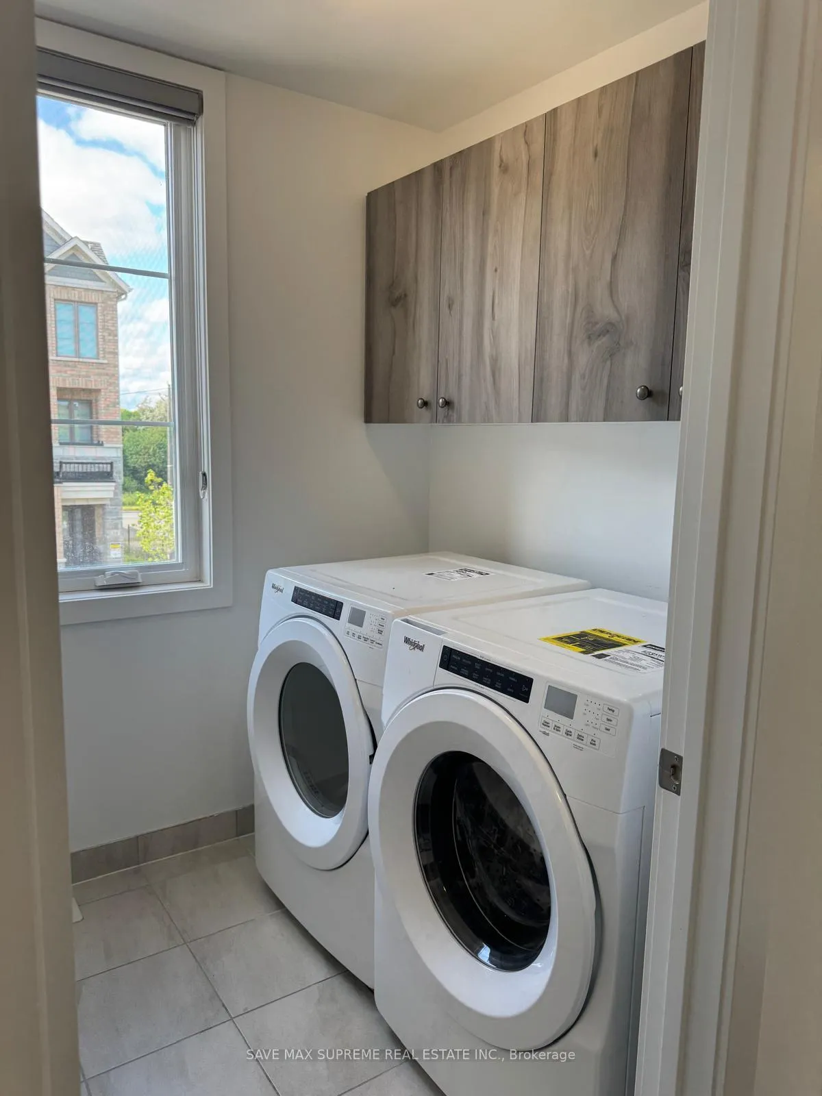 Photo 17 of 56 Waterside Way, Whitby, Port Whitby — HOMEH