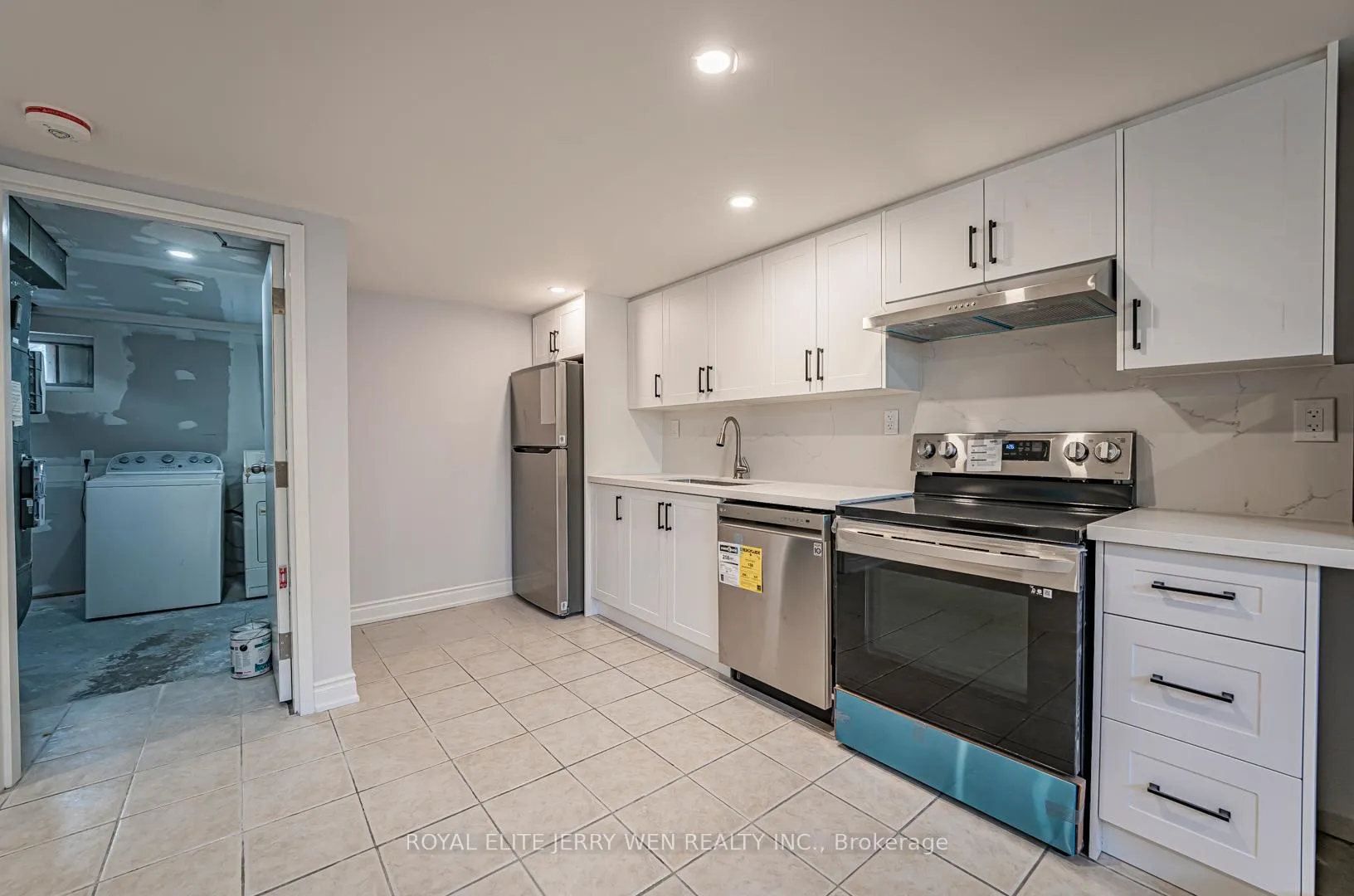 Photo 4 of Unit Lower, 144 Clover Ridge Drive E, Ajax, Central East — HOMEH