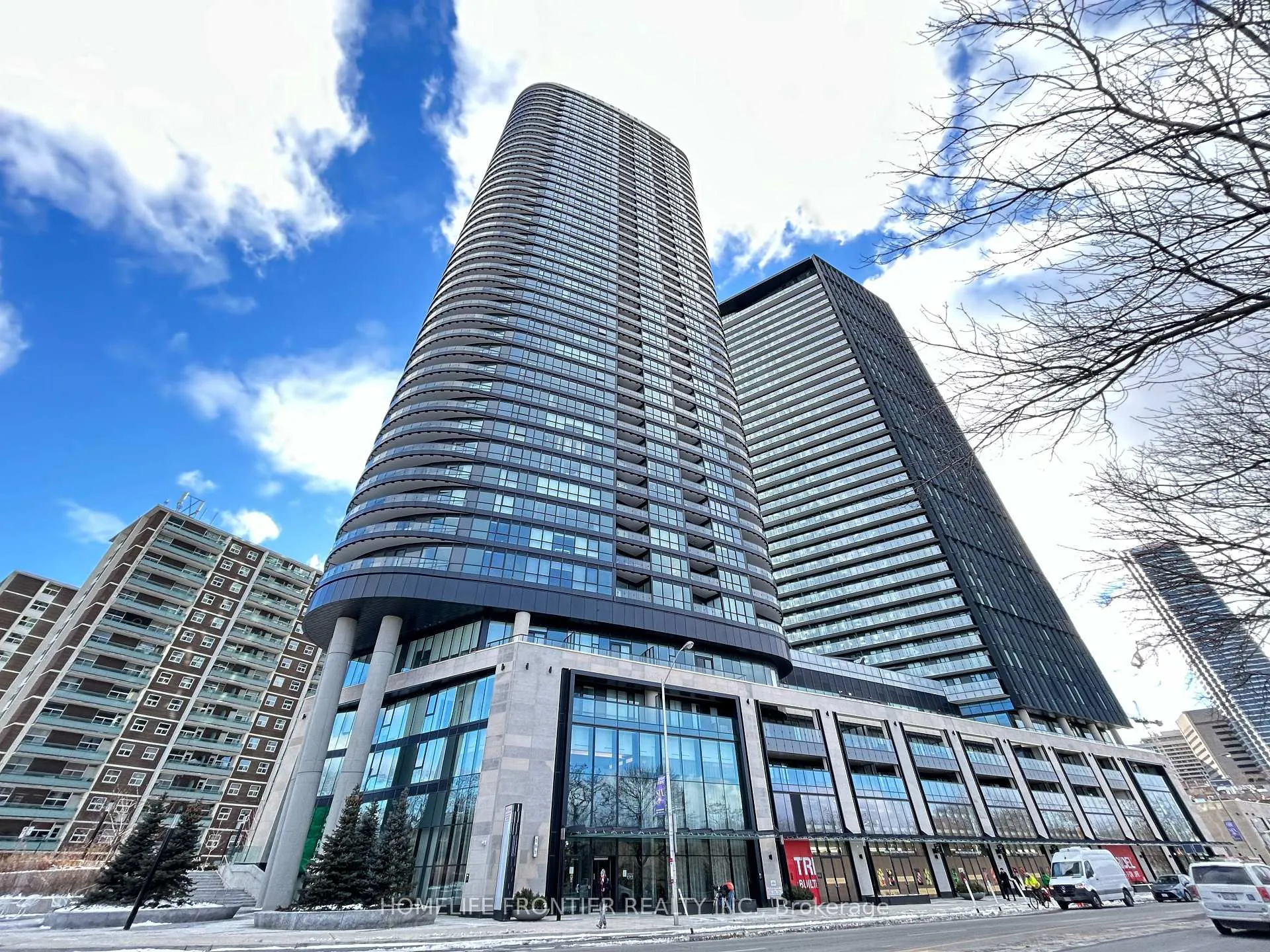 Photo 2 of Unit 2219, 585 Bloor Street E, Toronto, North St. James Town — HOMEH