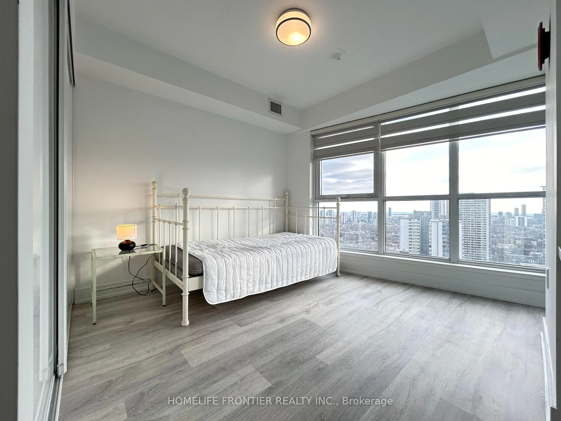 Photo 14 of Unit 2219, 585 Bloor Street E, Toronto, North St. James Town — HOMEH