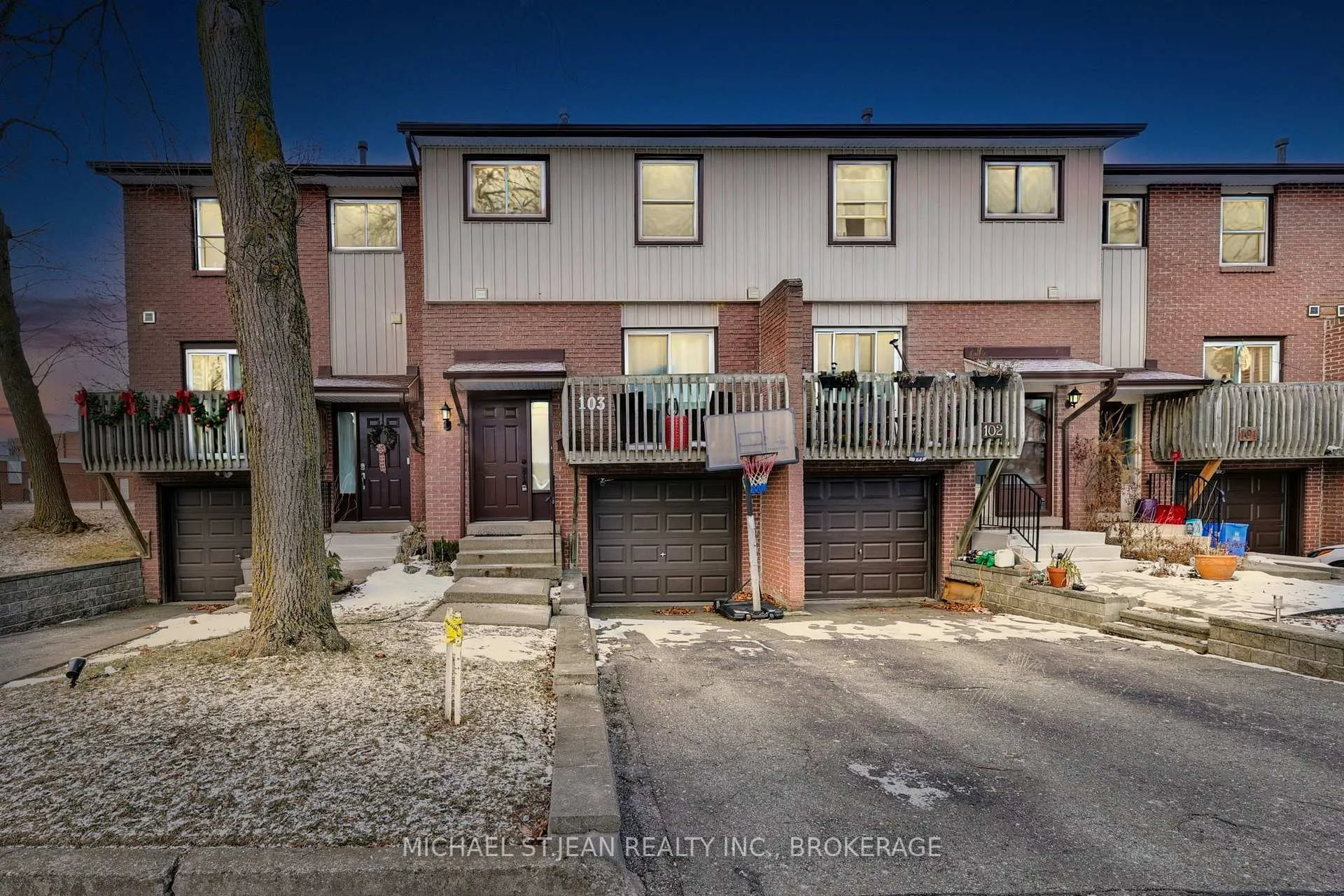 Front of Unit 103, 1115 Paramount Drive