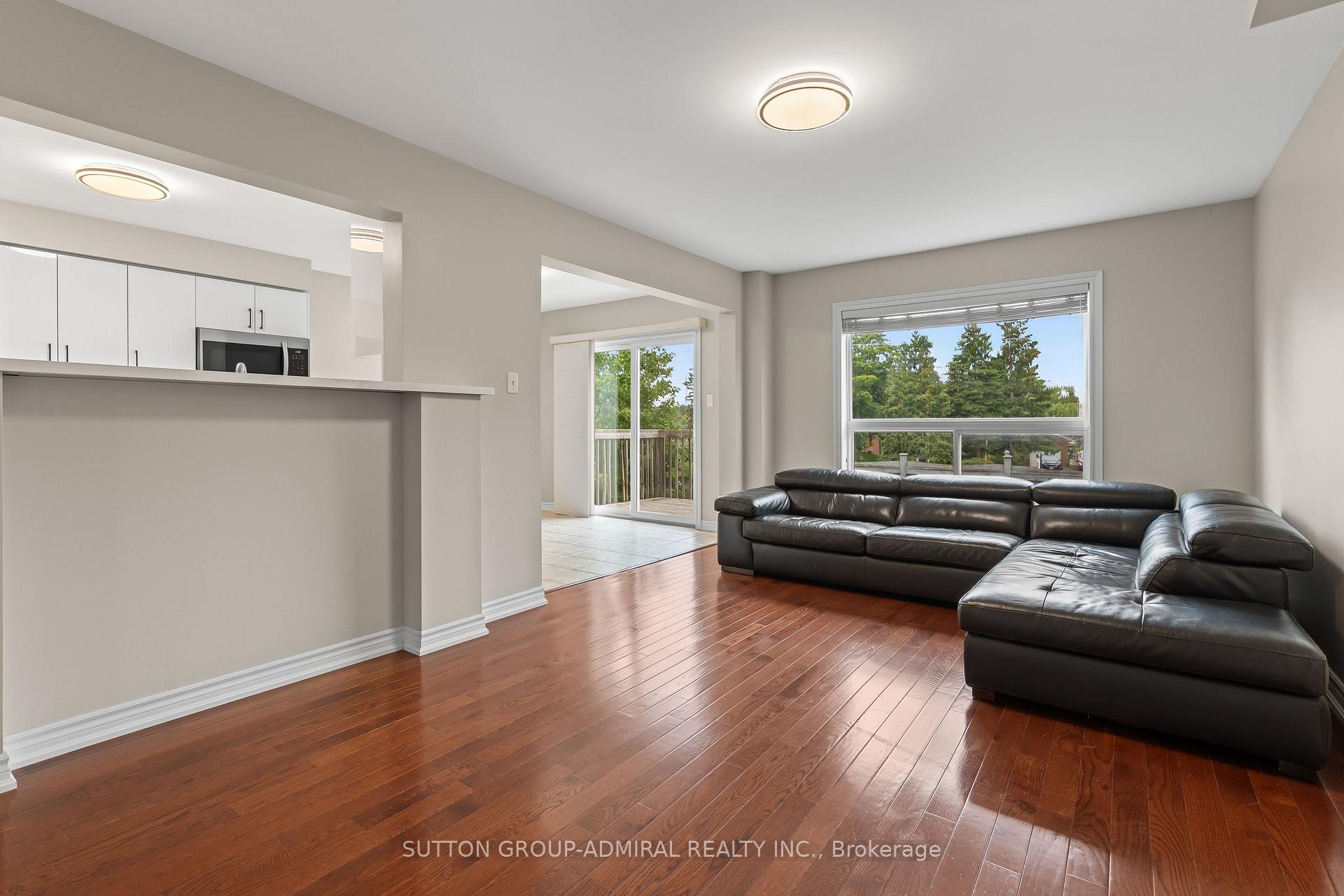 Photo 13 of 29 Crew Court, Barrie, Ardagh — HOMEH