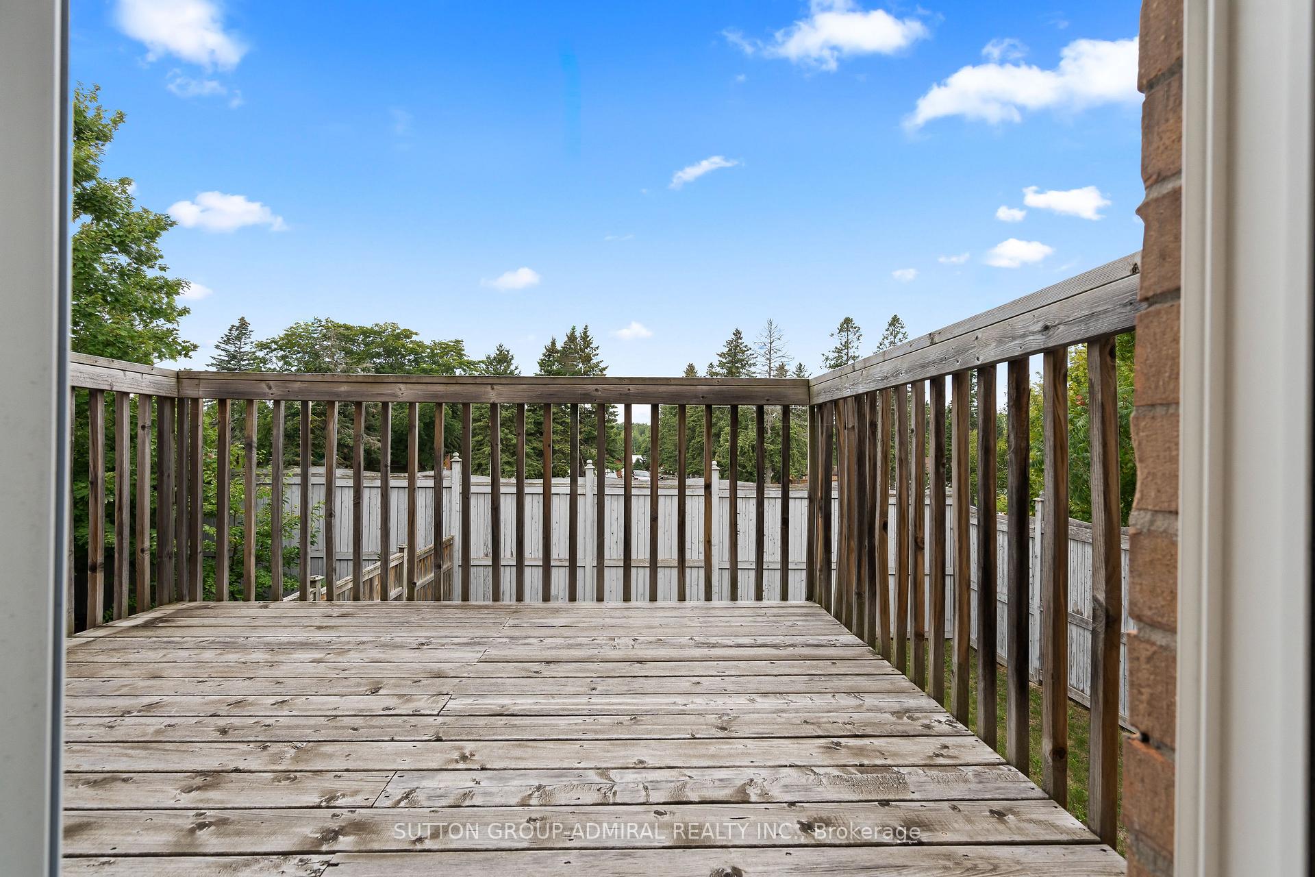 Photo 16 of 29 Crew Court, Barrie, Ardagh — HOMEH