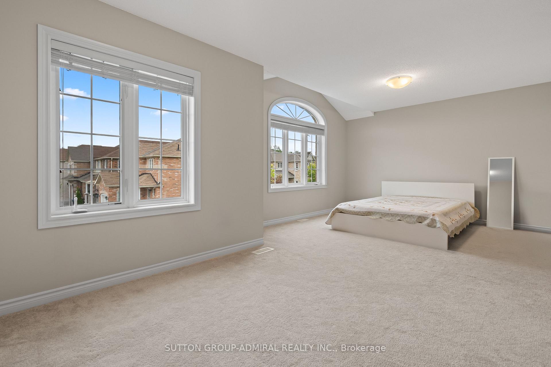 Photo 20 of 29 Crew Court, Barrie, Ardagh — HOMEH