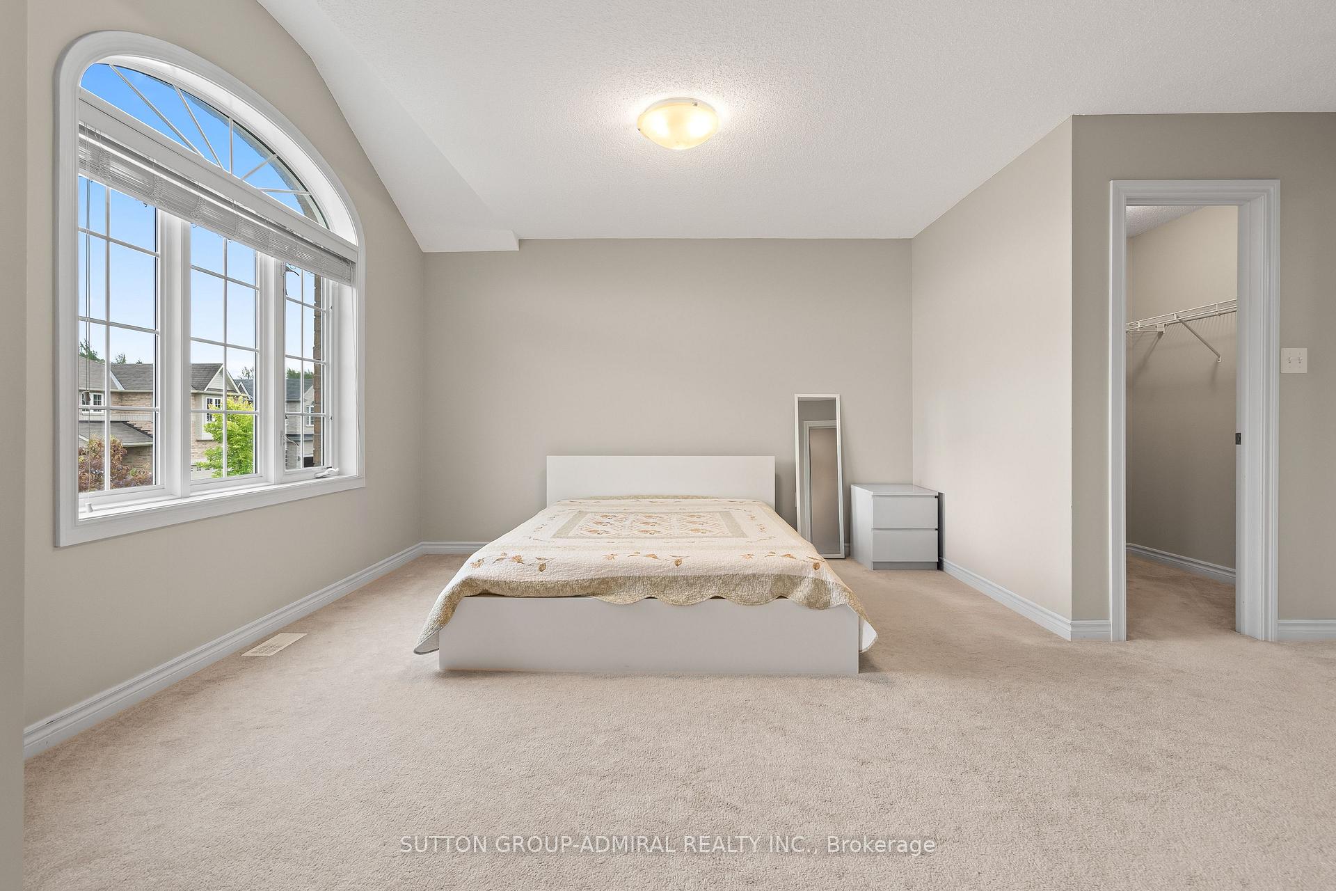 Photo 21 of 29 Crew Court, Barrie, Ardagh — HOMEH