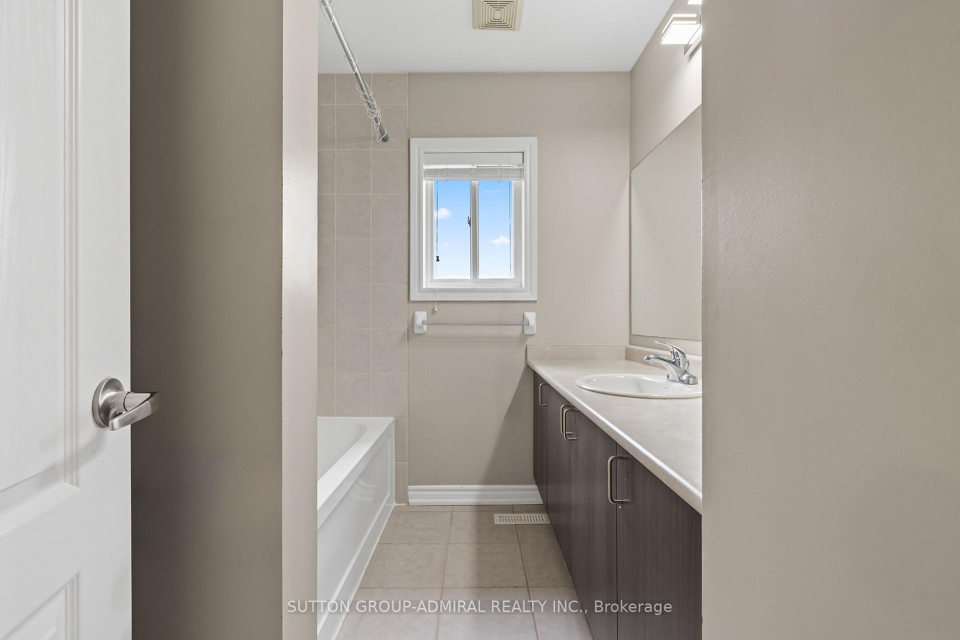 Photo 28 of 29 Crew Court, Barrie, Ardagh — HOMEH