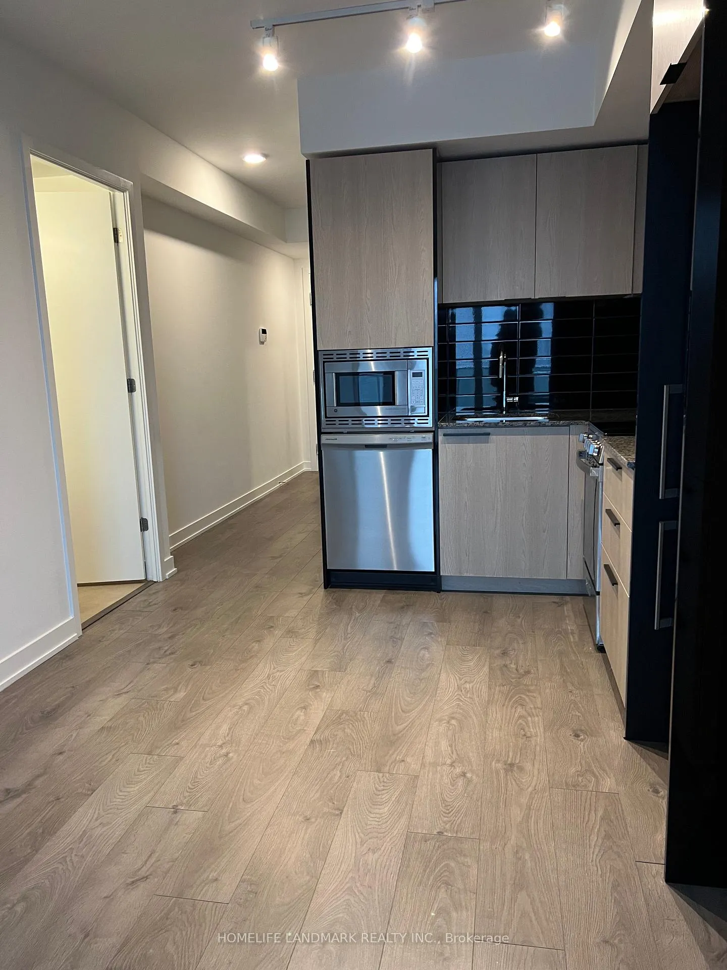 Photo 3 of Unit 2411, 501 Yonge Street, Toronto, Church-Yonge Corridor — HOMEH