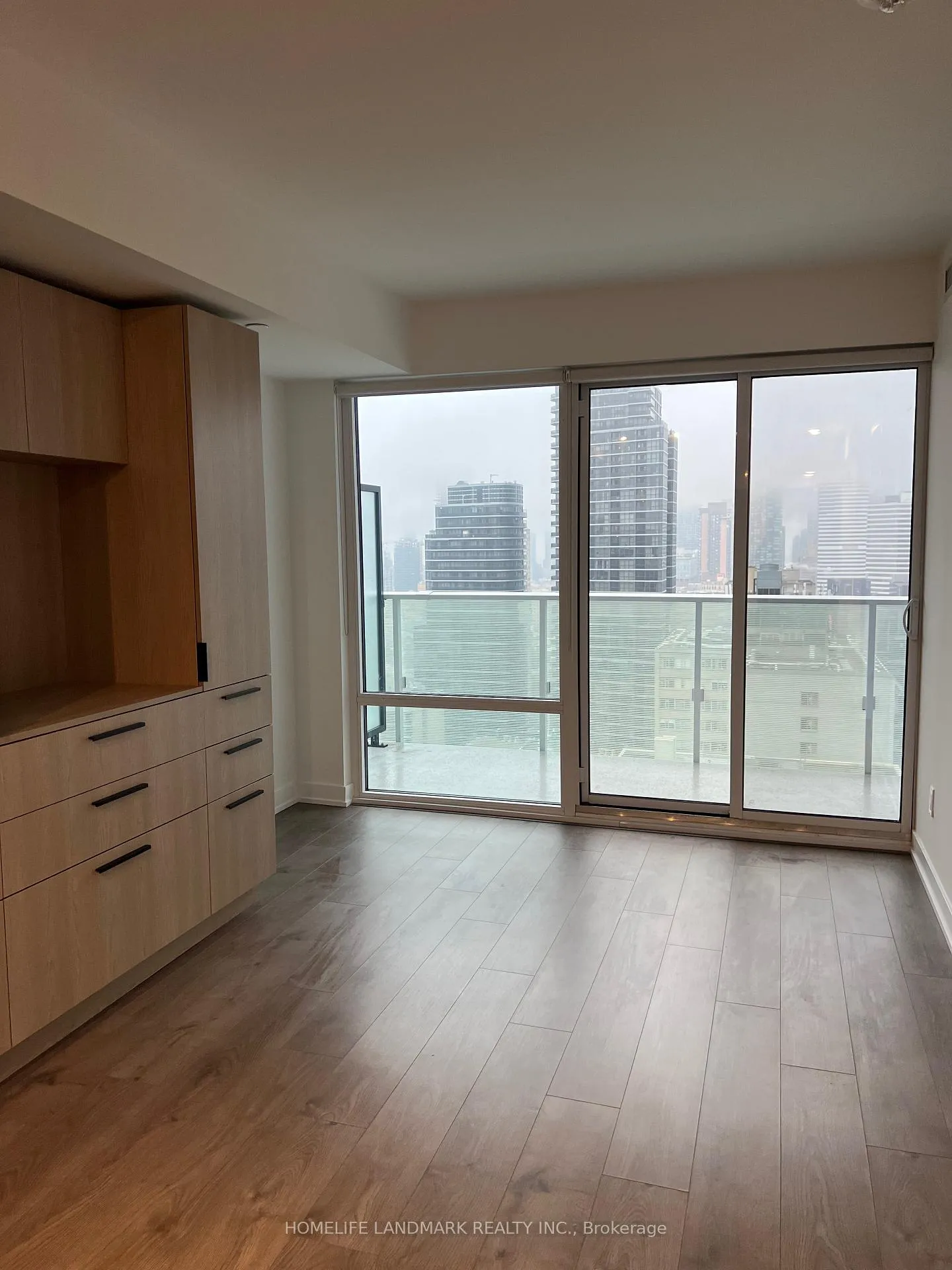 Photo 4 of Unit 2411, 501 Yonge Street, Toronto, Church-Yonge Corridor — HOMEH